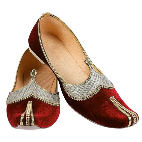 Buy Red Velvet Glitz Men's Sherwani Mojari | Shop Online – Krafto Jodhpur