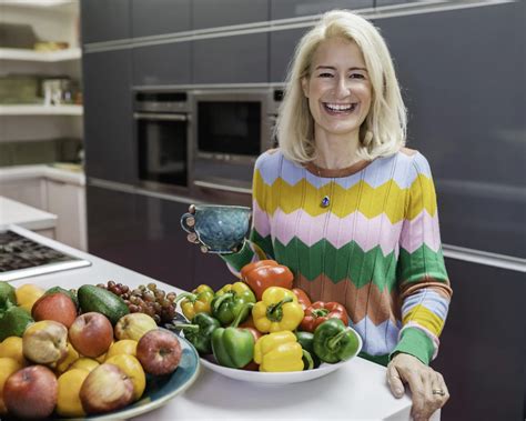 Episode 12 - Susan Saunders: How to age well - joyceharper.com