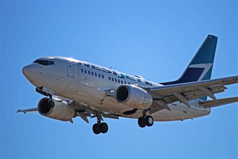 C-GWCY: WestJet Boeing 737-600 (Sulfuric Incident In 2018)