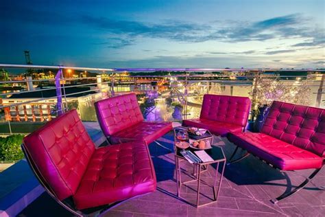 SKYFALL ROOFTOP RESTROBAR, Singapore - Maritime Square - Menu, Prices ...