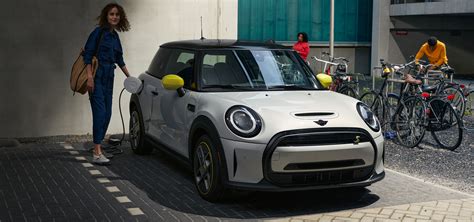 Used Electric Cars for Sale - Mini of Edison