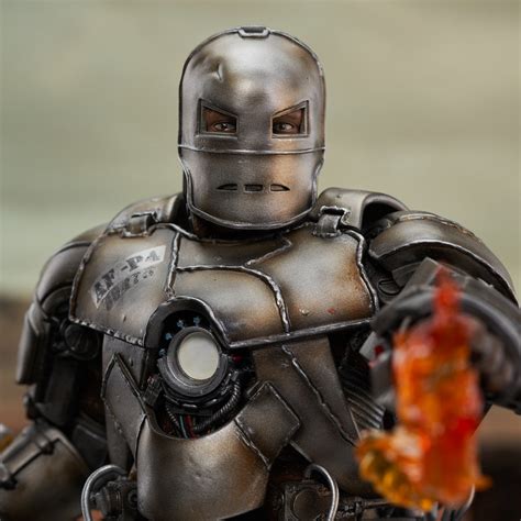 Iron Man (2008) Iron Man Mk 1 1/6 Scale Limited Edition Mini Bust ...