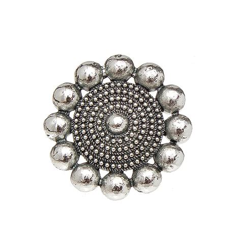 Buy Azai By Nykaa Fashion Latest Flower Motif Oxidised Silver Ring For ...