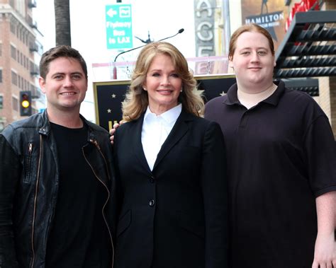 LOS ANGELES, MAY 19 - David Atticus Sohmer, Deidre Hall, Tully Chapin ...