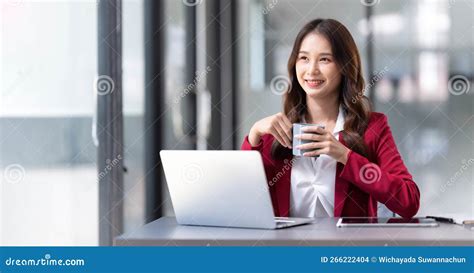 Using Computer Business 的图像结果