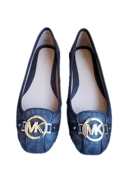 Women Fulton Flat – Confidential Couture