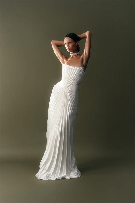 Strapless Basque Waist Wedding Dress Pleated Satin Corset Wedding Dress Minimalist Sheath Bridal ...