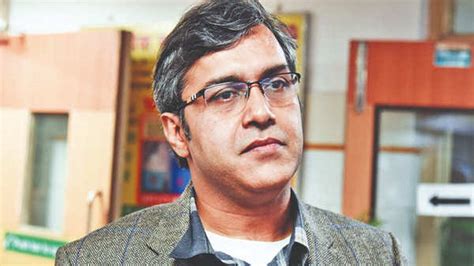 स्टेडियम में IAS की कुत्ते संग वॉक बनी खिलाड़ियों की परेशानी, CM ...