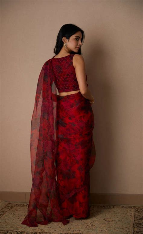 Shop Deep Red Floral Saree Set Online – Astha Narang