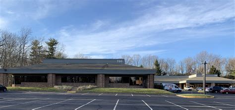 Business Center Drive 700, 700 Business Center Dr | JLL Properties - US