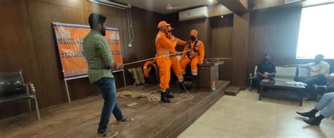 NDRF familiarization exercise in the office of Dy Collector Dharbandora ...