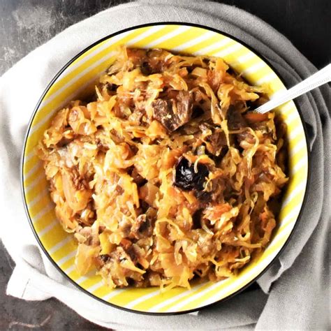 Sauerkraut with Mushrooms (Kapusta z Grzybami) - Everyday Healthy Recipes