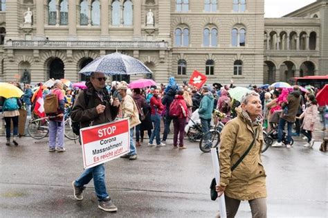 Free Trade Protest 的图像结果