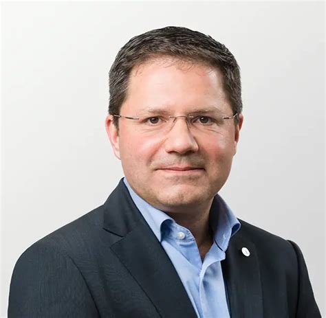 Dominik Bühring | Miebach Consulting