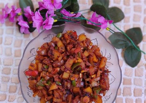 Spicy potato capsicum curry chatpati aloo shimla mirch sabzi Recipe by ...