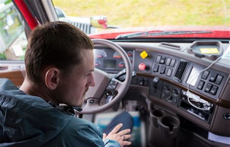 FMCSA launches Training Provider Registry for entry-level drivers ...