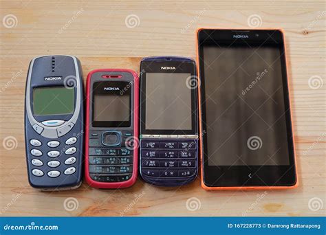 Nokia First Touch Screen 的图像结果