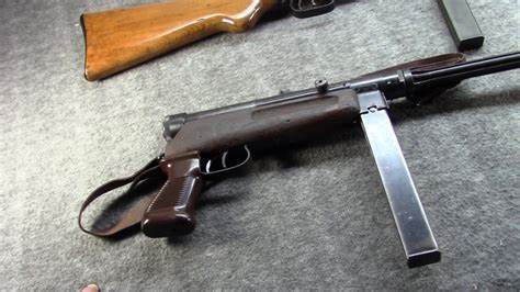 Italian Beretta MAB 38/42: An Iconic SMG For WWII In Pistol Form - YouTube