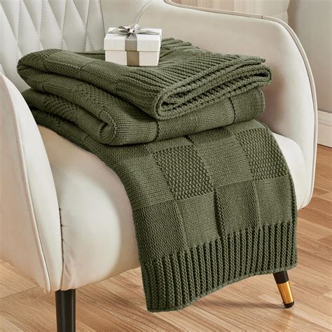 Amazon.com: CozeCube Knit Throw Blanket,Olive Green Checkered Throw ...