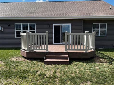 Deck and Fence Company Serving Illinois, Iowa, Indiana & Wisconsin ...