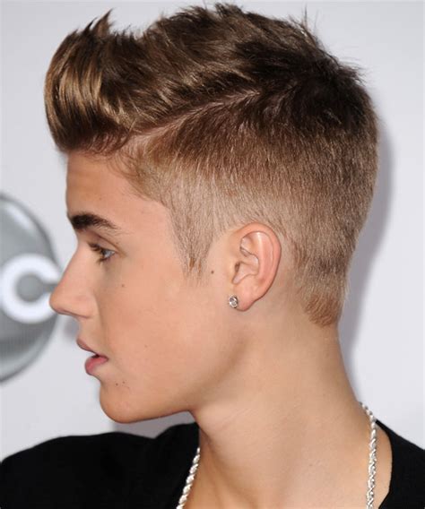 Justin Bieber Short Straight Light Caramel Brunette Hairstyle