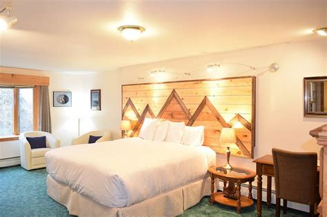 ALASKA HOUSE OF JADE BED AND BREAKFAST (Anchorage) - B&B Reviews ...