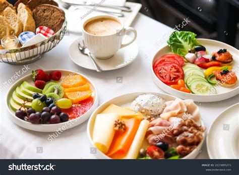 549 5 Star Restaurant Interior Food Images, Stock Photos & Vectors ...