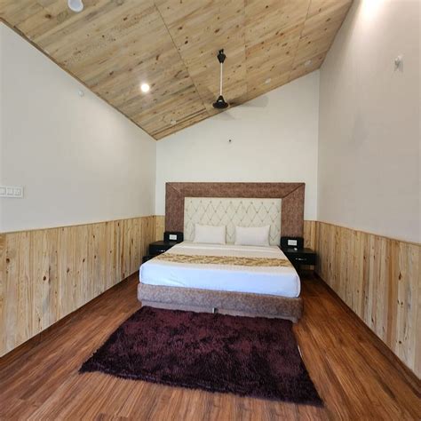 THE SHAHANSHAHI (Dehradun) - Hotel Reviews, Photos, Rate Comparison ...