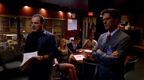 Watch Criminal Minds Season 2 Episode 2: Criminal Minds - P911 – Full ...