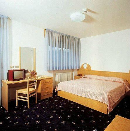 HOTEL COLDAI (Alleghe) - Hotel Reviews, Photos, Rate Comparison ...