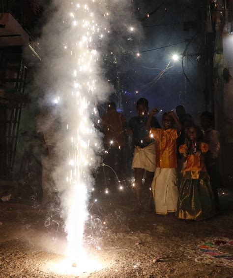 SC tells UP, Haryana to ban crackers in NCR region to curb air ...
