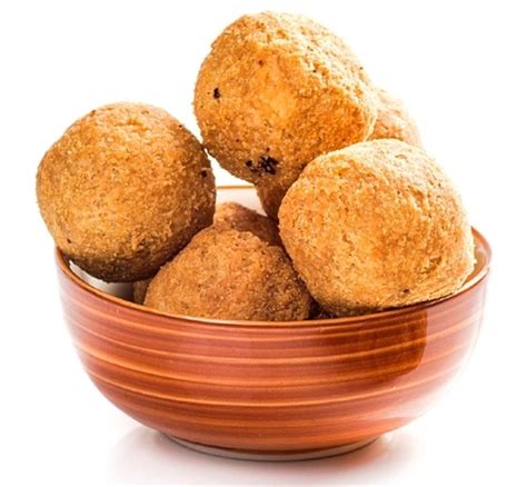 Buy Gujrati Kachori Online from MM Mithaiwala at Best Price