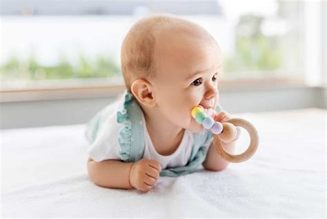 Baby Grinding Teeth: Causes, Symptoms & Solutions