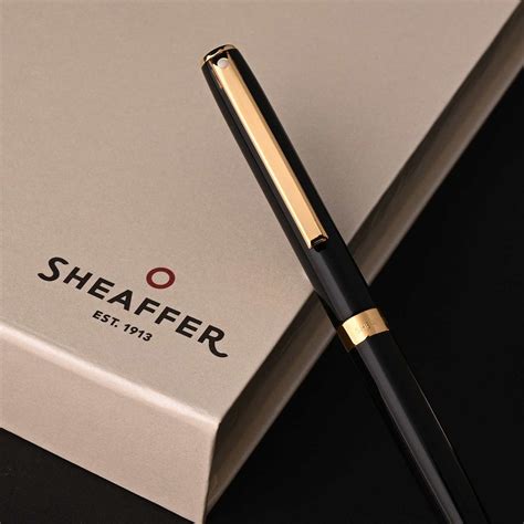 Buy Sheaffer Gift Set - Sagaris Ball Pen + Table Clock Online-Sheaffer ...