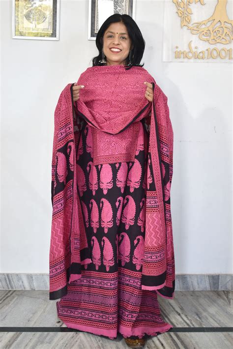 Bagh Hand Block Printed unstitched 3 pc Cotton suit fabric with Placem ...