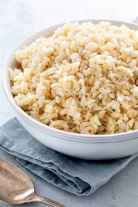 How to Cook Brown Rice (2 Ways!) - Jessica Gavin