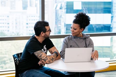 Collaborative Communication 的图像结果