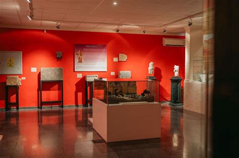 https://montemayorturismo.es/wp-content/uploads/2022/06/Fotos-Galeria-Museo-Ulia-3.jpg