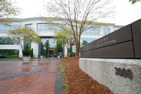 Deutsche Bank Office Photos | Glassdoor