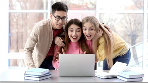 Ultimate Guide to Finding the Right College