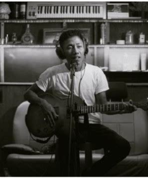 Jajai Singsit Meet India's Jim Reeves the Overnight Music Sensation ...