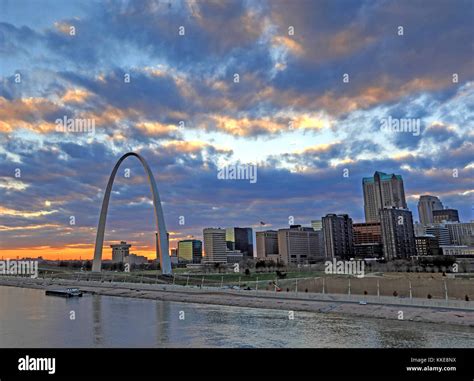 St Louis Bridge Eads