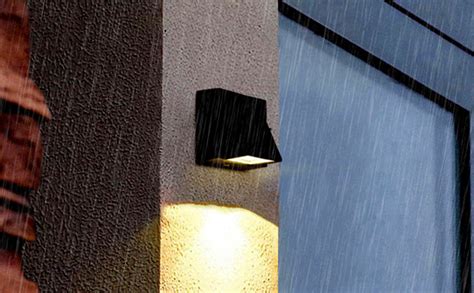 Gesto 5W Waterproof Led Wall Light for Home Decoration – Up Down 1-Way ...