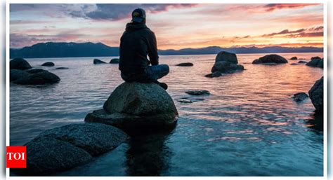 Are you constantly 'catastrophizing?' Here's what the phrase means, and ...