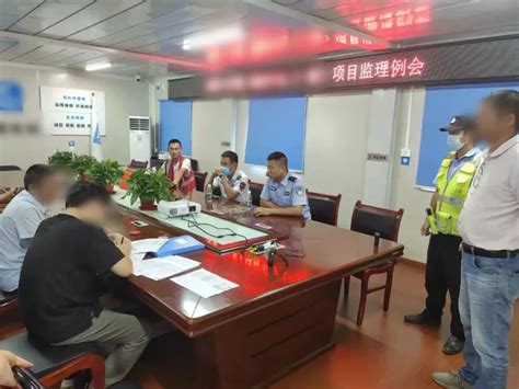 向欠薪说NO！三亚海岸警察为38名务工人员讨薪62万元_腾讯新闻