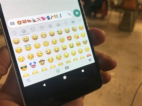 WhatsApp Releases Its Own Emoji Set