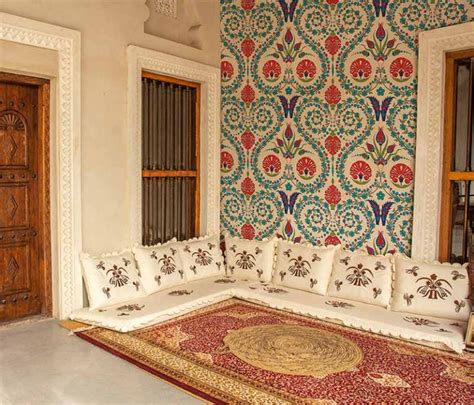 Pranita, Ottoman Tile Motifs Pattern Wallpaper Mural - Magicdecor®