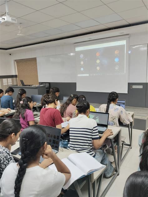 Info Planet Coding AI Robotics Classes — Jalgaon