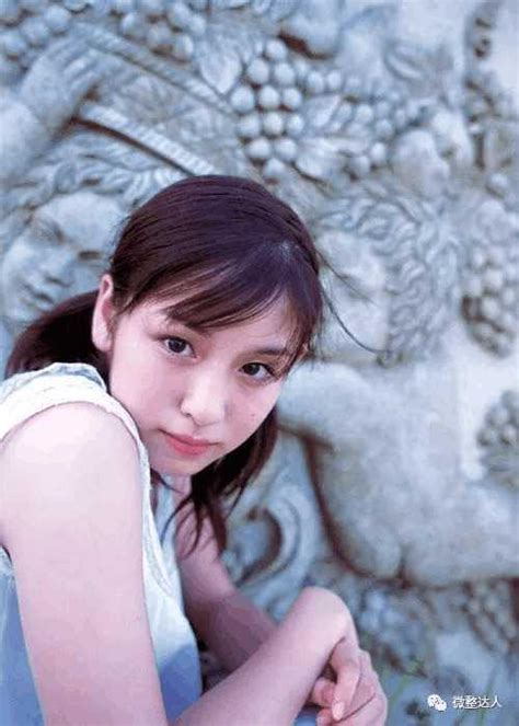 這位日本模特兒被封為「千年一遇美少女」，但一聽到她的「不可能年齡」所有人都瘋了！ | TEEPR 亮新聞