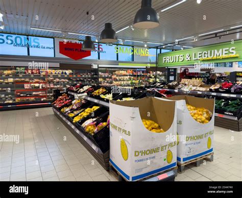 Outside Local Grocery Store Front Display 的图像结果